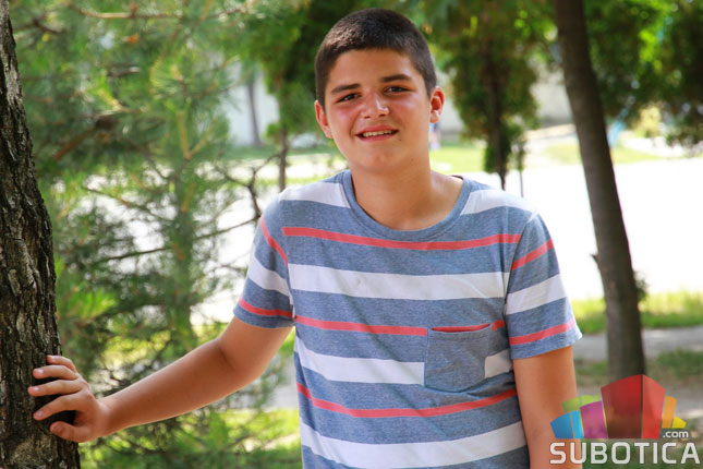 Oni dolaze: Miloš Pajić i Stefan Višnić, učenici OŠ "Kizur Ištvan"