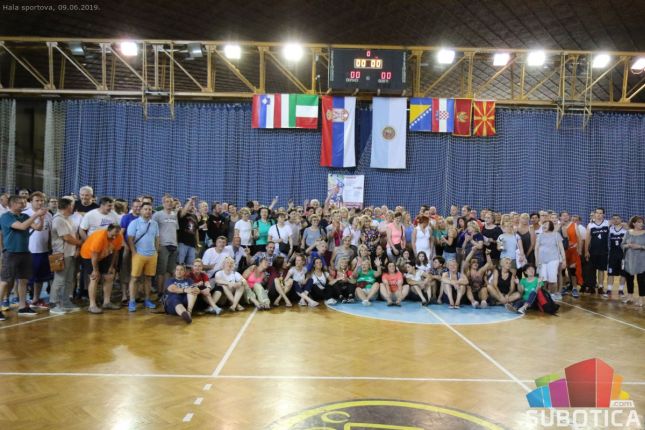 Košarka: Turnir veterana i veteranki, 23. po redu, počinje u petak