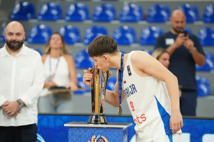 Košarka: Kadeti Srbije na krovu Evrope! Simjanovski među najboljima