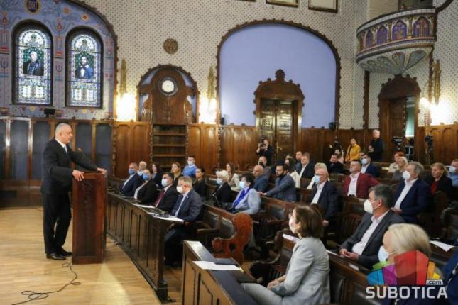 Izbor direktora Zoo vrta na Paliću glavna tema Skupštine grada