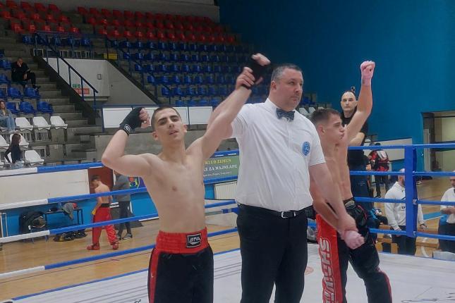 Kik-boks: Dve medalje boraca "Top fighter"-a na Prvenstvu Srbije