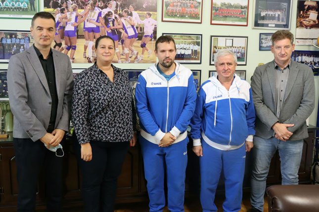 Organizovan prijem za kikboksere i stonotenisere