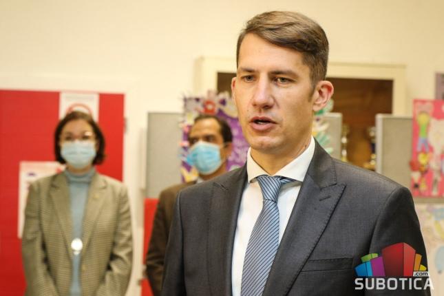 OŠ "Majšanski put" dobila LED rasvetu