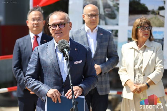 Premijer Srbije Miloš Vučević obišao radove u Lošinjskoj ulici