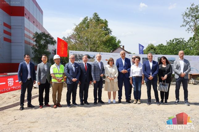 Premijer Srbije Miloš Vučević obišao radove u Lošinjskoj ulici