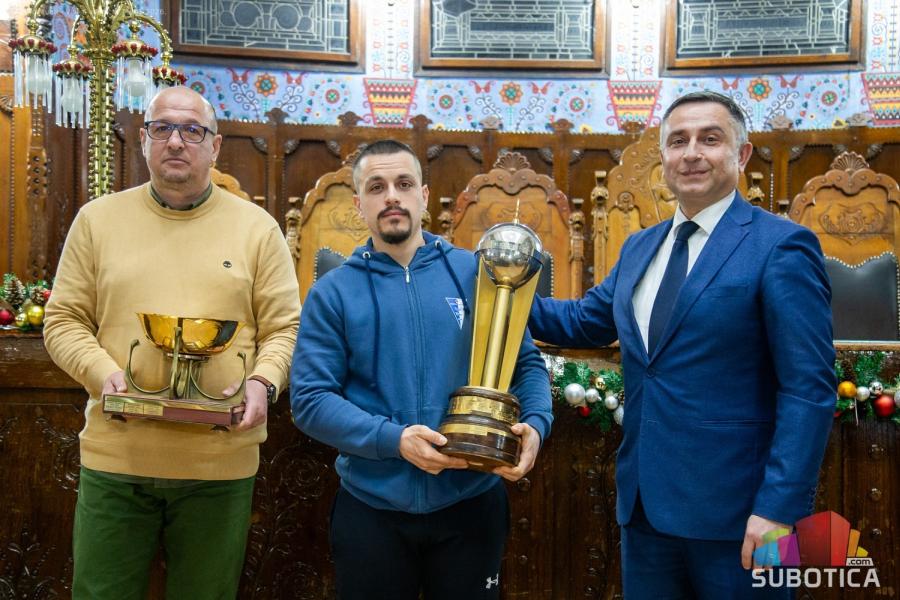Uručena priznanja najboljim sportistima: Barna, Erdeg i Crnobrnja na čelu laureata