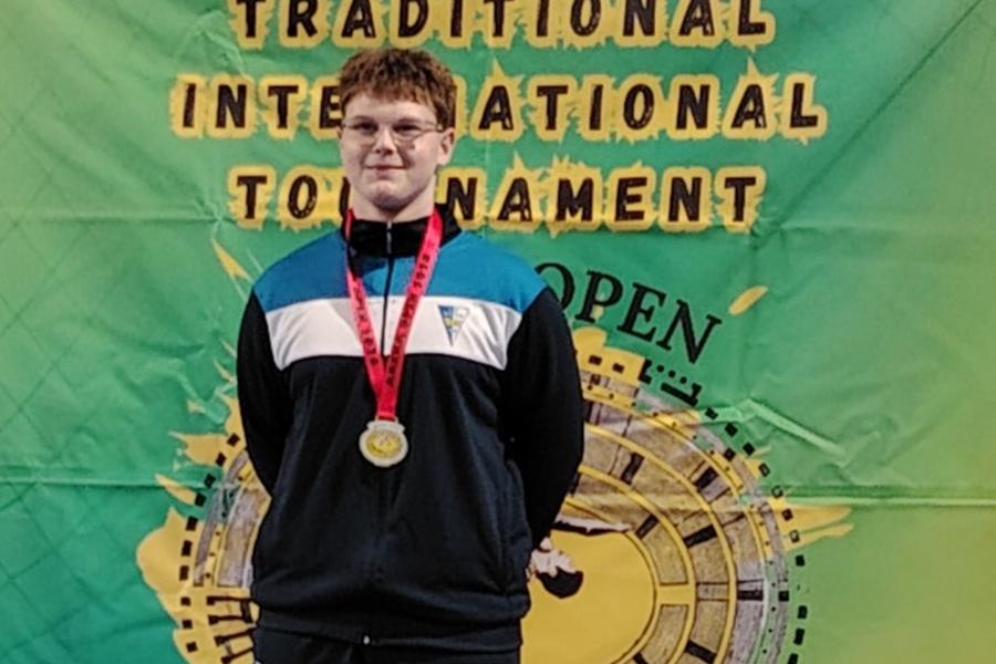 Rvanje: Tri medalje za Spartak na turniru u Puli