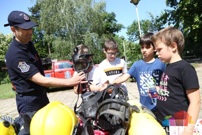 Dan policije obeležen uz prikaz opreme i naoružanja