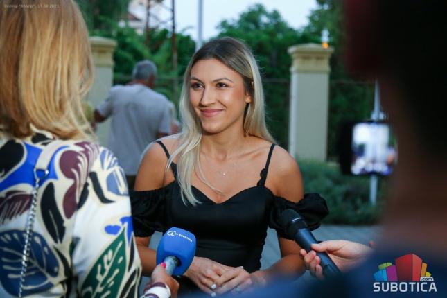 Održana premijera filma "Pica sa ananasom"