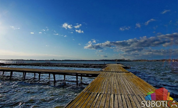 Voda u Paliću mikrobiološki ispravna, probleme i dalje prave alge