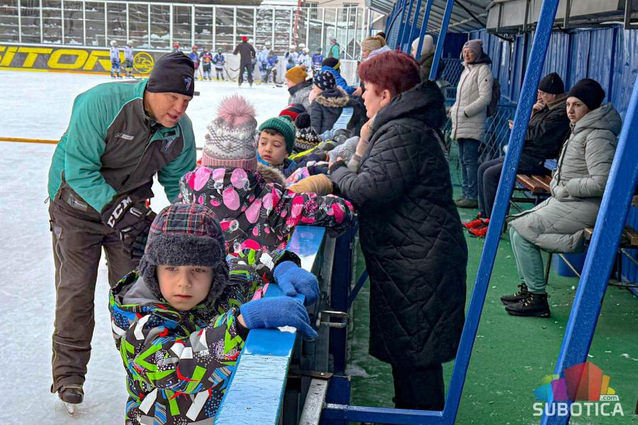 Hokej: Spartak u punom ritmu uprkos uslovima - za vikend "Spartans", naredni "Winter classic"