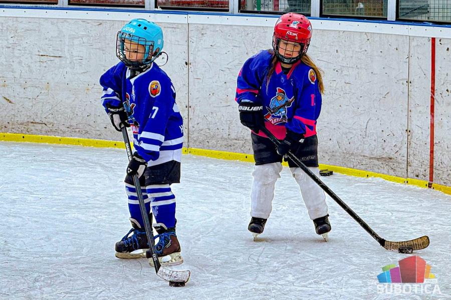 Hokej: Spartak u punom ritmu uprkos uslovima - za vikend "Spartans", naredni "Winter classic"
