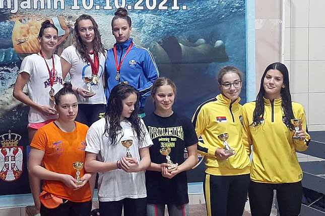 Plivanje: "Spartak Prozivka" treći u Zrenjaninu