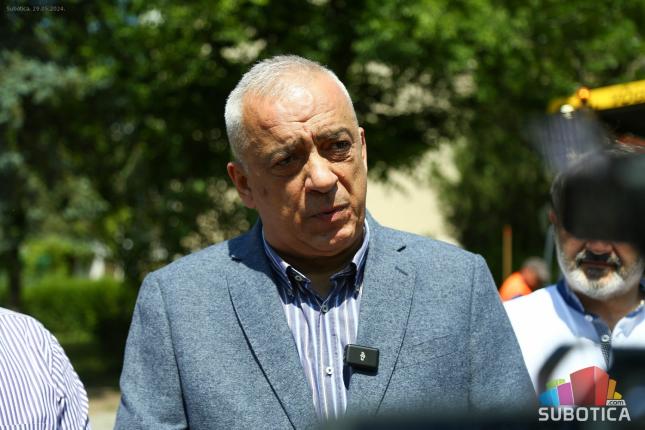 U toku proširenje i asfaltiranje Ulice Kizura Ištvana