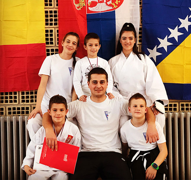 Karate: Osam medalja mlađih takmičara Spartak Enpija sa turnira "Zlatna pesnica" u Odžacima