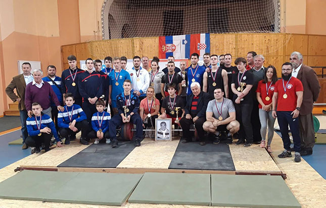 Dizanje tegova: Tivadar Kajdoči "srebrn", Spartak ekipno drugi na Memorijalu u Somboru