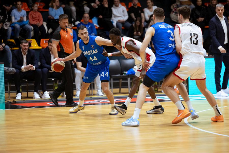 Košarka: Dva produžetka i gorka završnica: Spartak poražen u Beču