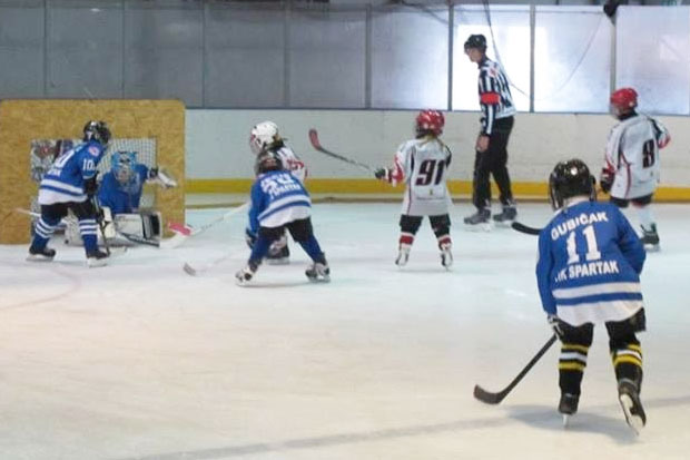 Zahuktava se sezona u hokeju na ledu