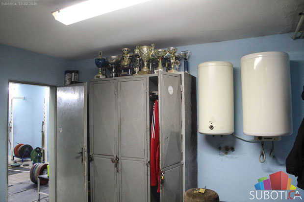 Šampioni iz suterena