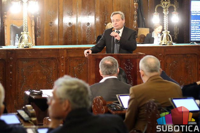 Bakić: Pratimo ko dolazi na proteste - Maglai: Živimo u policijskoj državi