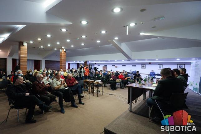 Predstavljena organizacija posvećenih očuvanju životne sredine, održana ekološka tribina