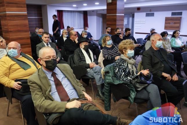 Predstavljena organizacija posvećenih očuvanju životne sredine, održana ekološka tribina