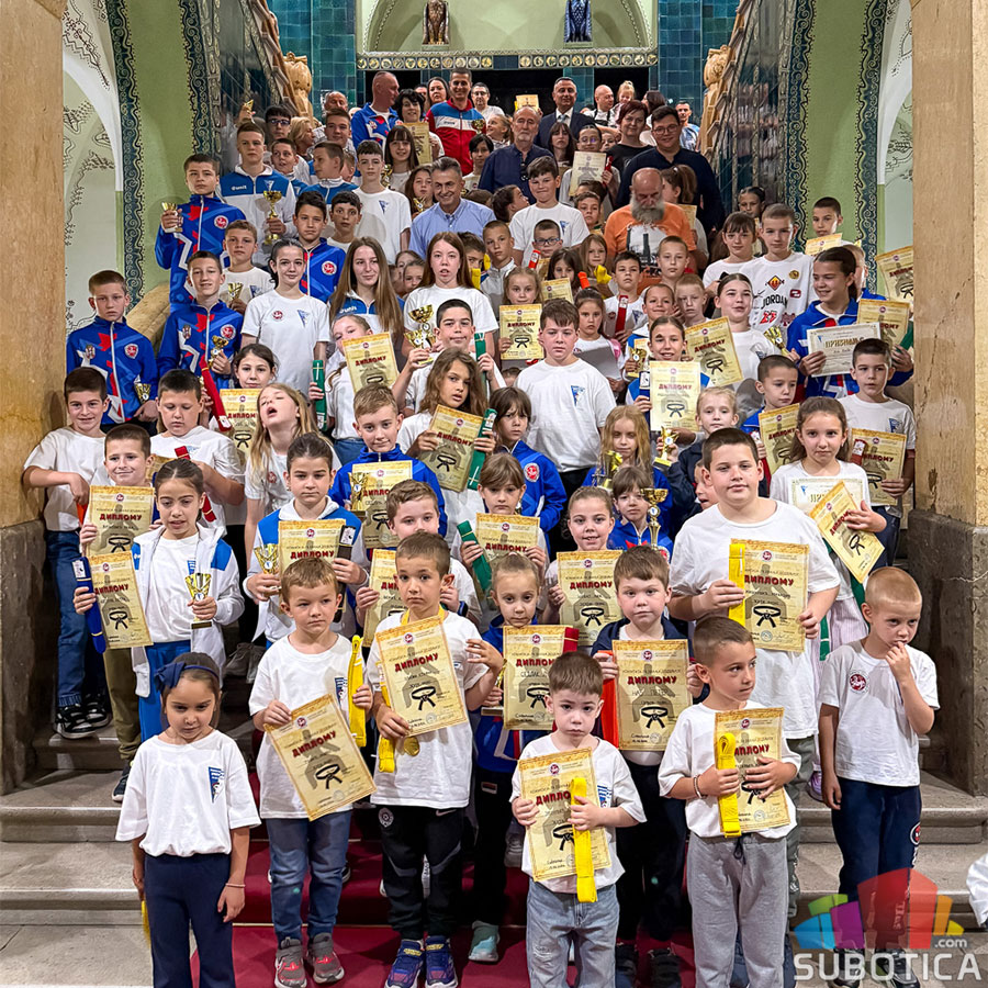 Karate klub "Spartak-Enpi" sumirao sezonu: Priznanja za šampionsku godinu i najava novih izazova