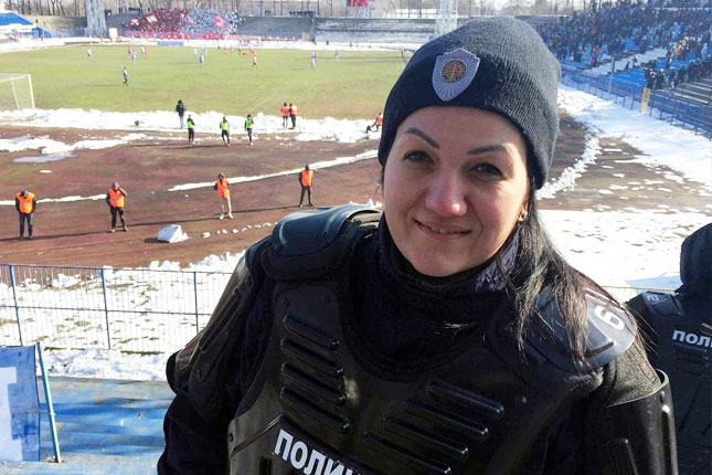 Policajka i posvećena majka tri devojčice