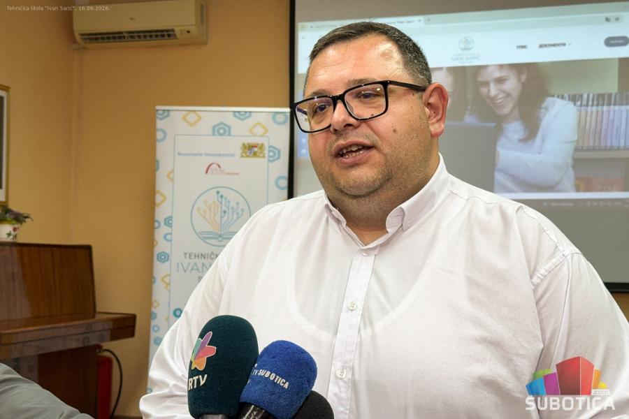 Tehnička škola "Ivan Sarić" nagradila najuspešnije učenike