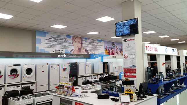 Velika žurka u Dudi Co robnoj kući tehnike