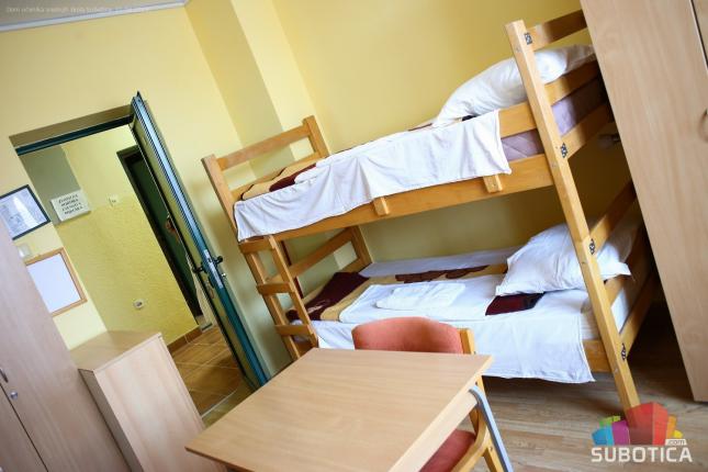 U Domu srednjih škola sve spremno za povratak učenika