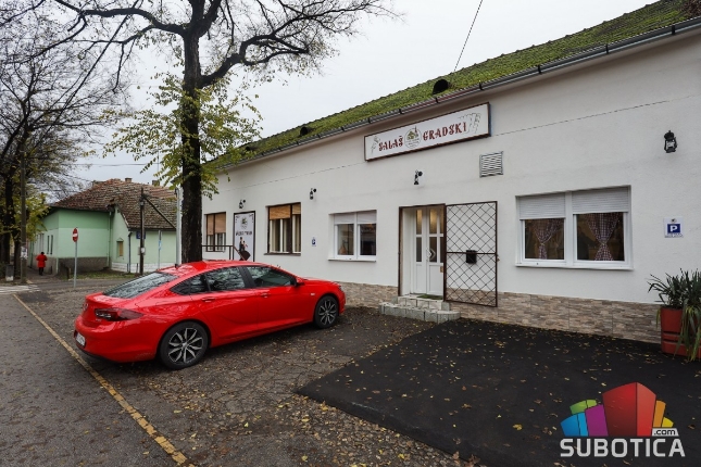Salaš gradski - kuća tradicionalnih ukusa od sada na novoj adresi