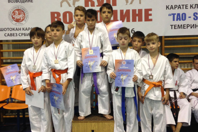 Karatisti Enpija najuspešniji na Kupu Vojvodine