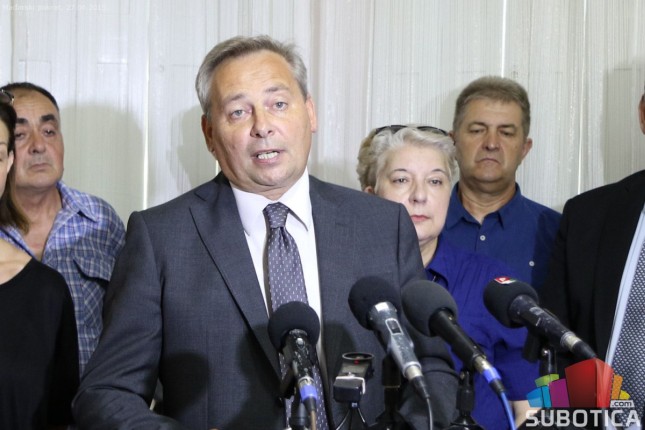 Maglai rezimirao rad aktuelne vlasti u poslednje tri godine