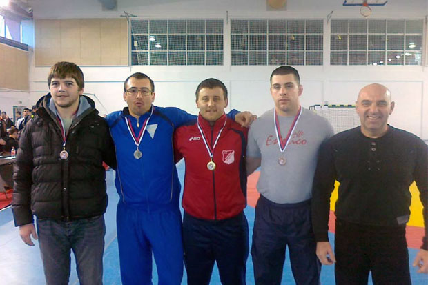 Uspešan nastup rvača Spartaka na Kupu Srbije za seniore