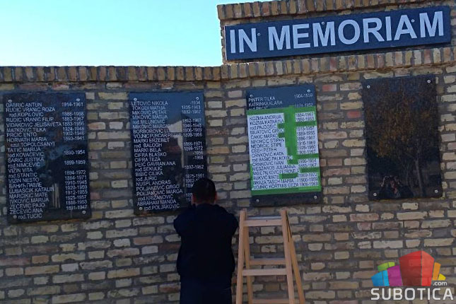 Postavljen memorijalni zid na Kerskom groblju