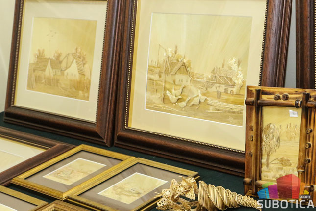 Izložba slika u tehnici slame Udruženja "Lusa" sutra u Vestibilu Gradske kuće