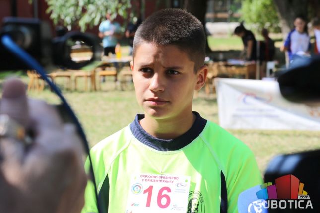 Osnovci se takmičili u snalaženju u prirodi