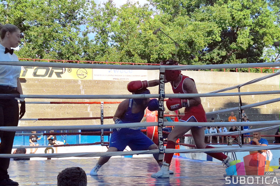 Boks: Melinda Utaši i Đorđe Đorić pobednici 43. „Vojvođanske zlatne rukavice“