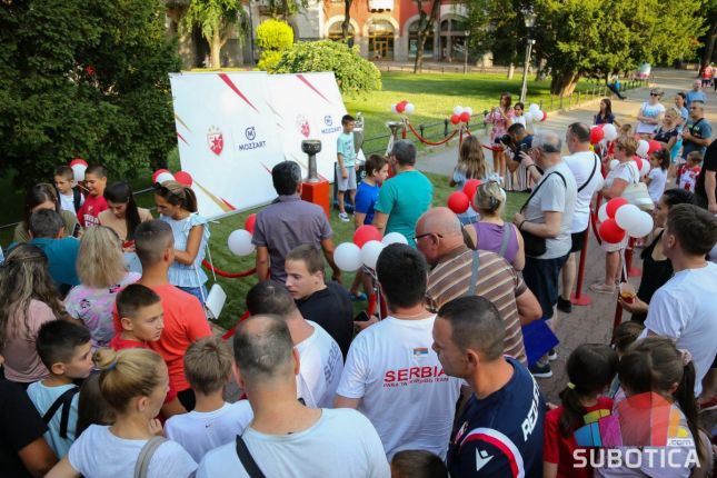 „Zvezdin karavan“ u petak na Gradskom trgu