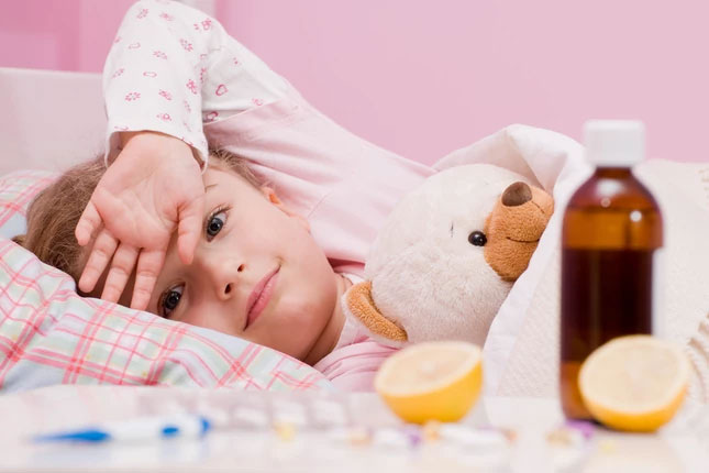 Pravilna ishrana, fizička aktivnost, suplementi i roditeljska pažnja za jak imunitet kod mališana