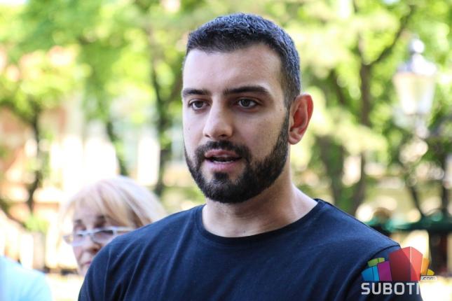 Protest ličnih pratilaca i personalnih asistenata