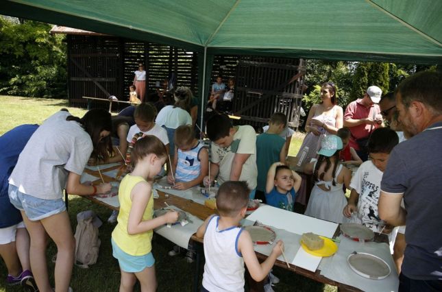 Porodični dan  u kompaniji "Patent Co."