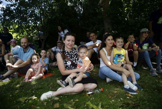 Porodični dan  u kompaniji "Patent Co."