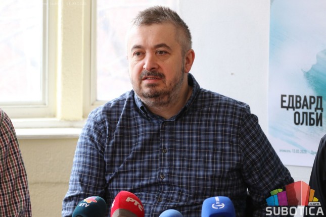 Premijera predstave "Ko se boji Virdžinije Vulf" zakazana za petak, ali..