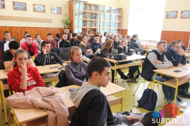 U toku prijave za dobrovoljno služenje vojnog roka