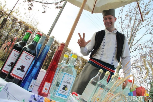 Održan 8. Festival mlade rakije u Ljutovu