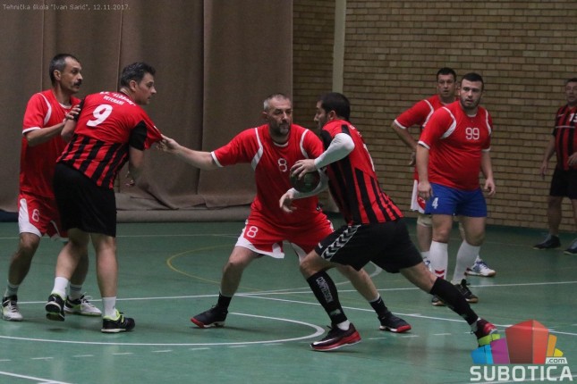 Održan 1. međunarodni rukometni turnir veterana