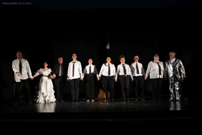 Premijerno izvedena predstava "Radovanka treća" članova Udruženja slepih i slabovidih Subotice