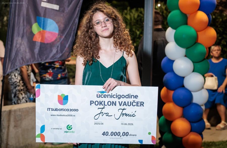 Najuspešniji maturanti Subotice nagrađeni za znanje, trud i društveni angažman